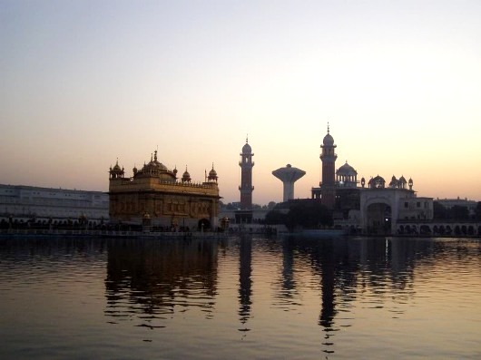 Ánh vàng rạng ngời rực rỡ Amritsar - Archi