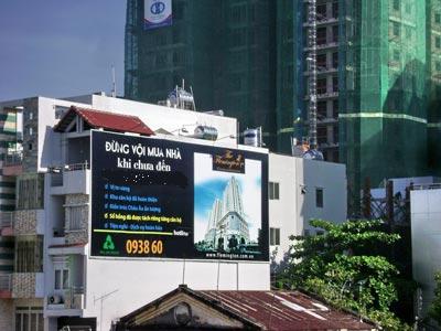 Bất động sản thời … bán dạo