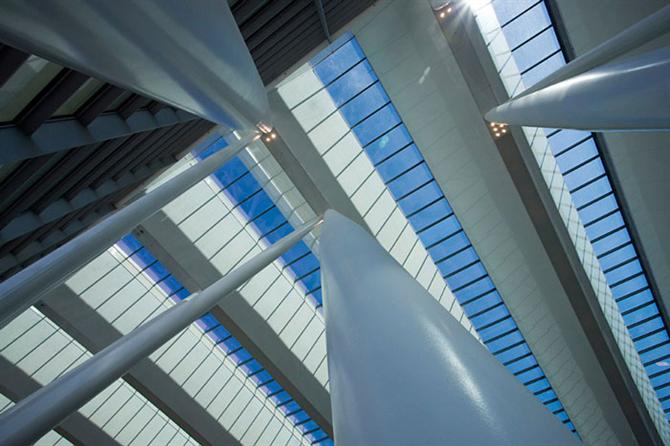 Độc đáo với kiến trúc nhà ga sân bay ở Budapest Độc đáo với kiến trúc nhà ga sân bay ở Budapest - Archi